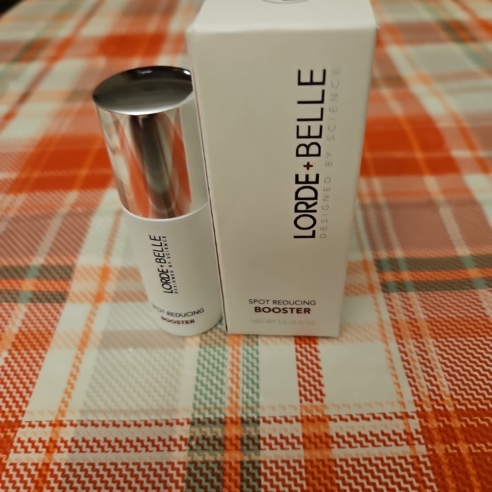 NIB Lorde + Belle Spot Reducing Booster